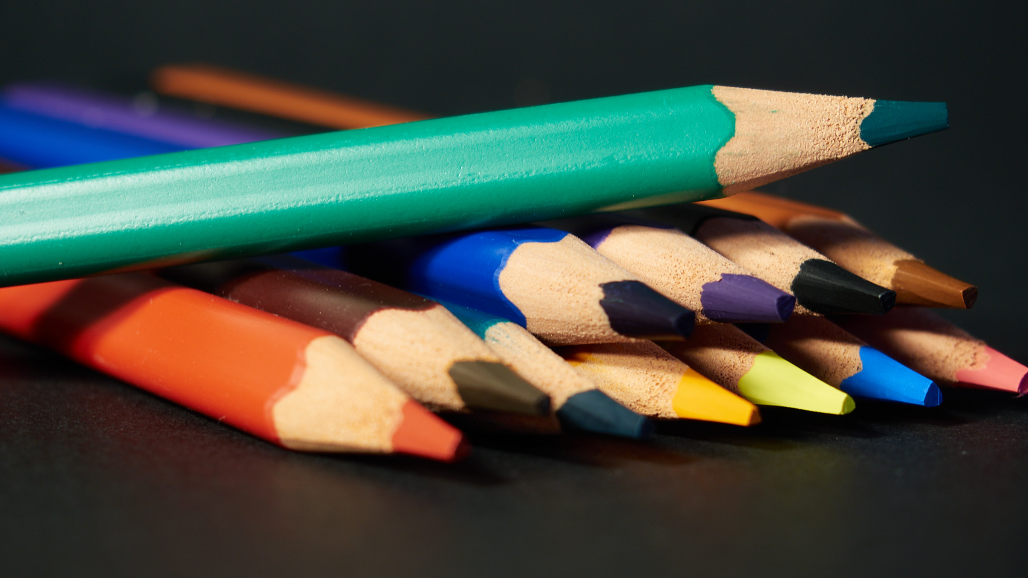 1312 Colored Pencils Study 11972-1v (20. Sept. 2013)